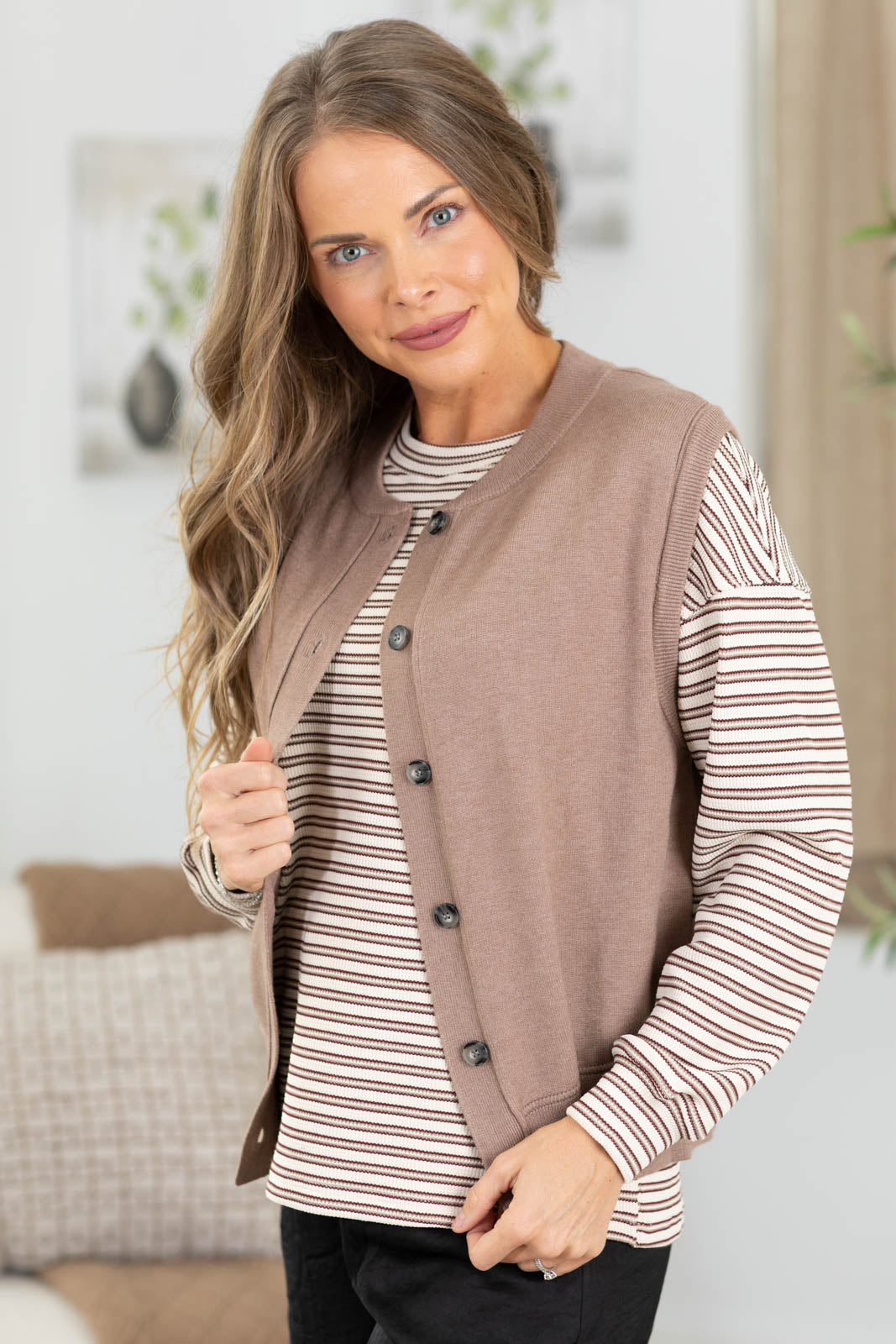 Staccato Button Down Light Sweater Vest