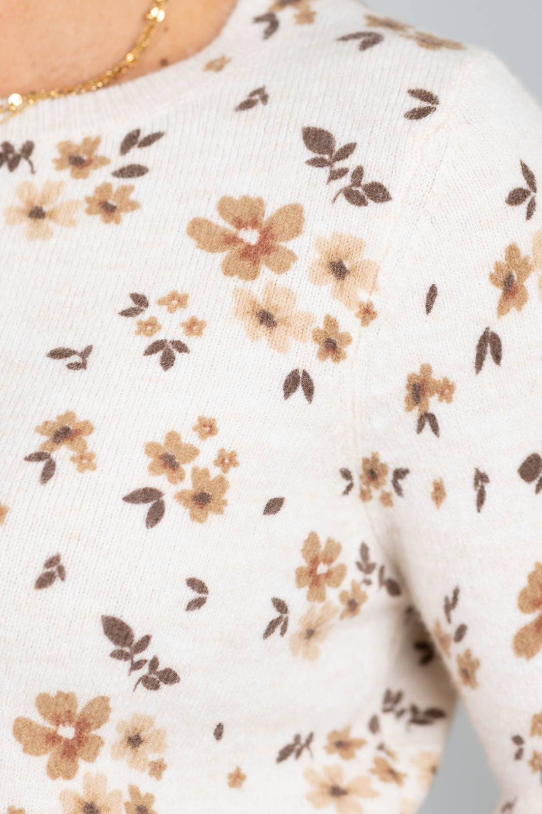 Staccato Flower Print Light Knit Sweater