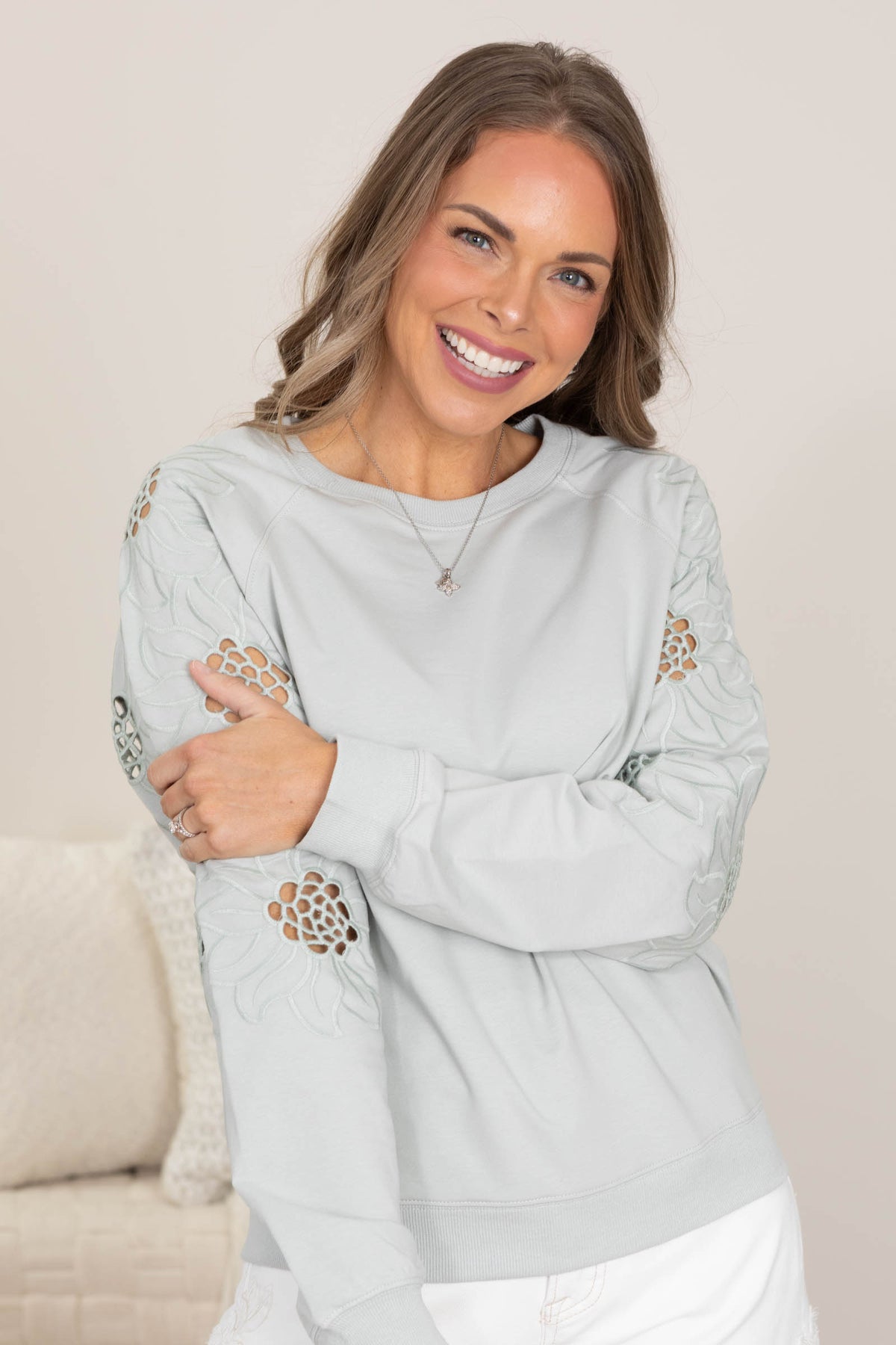 Flower Embroidery Sleeve Knit Pullovers