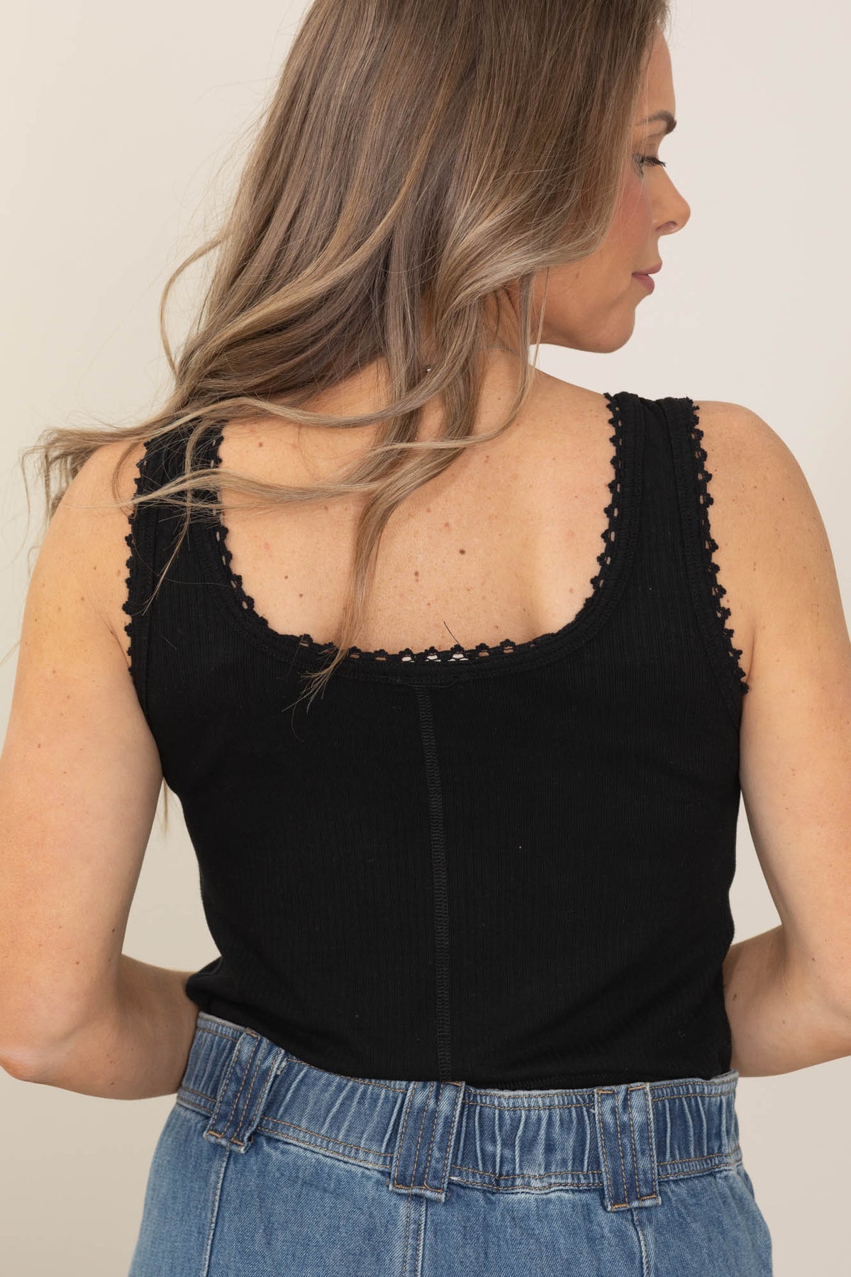 Lace Detail Mineral Washed Knit Tank Tops