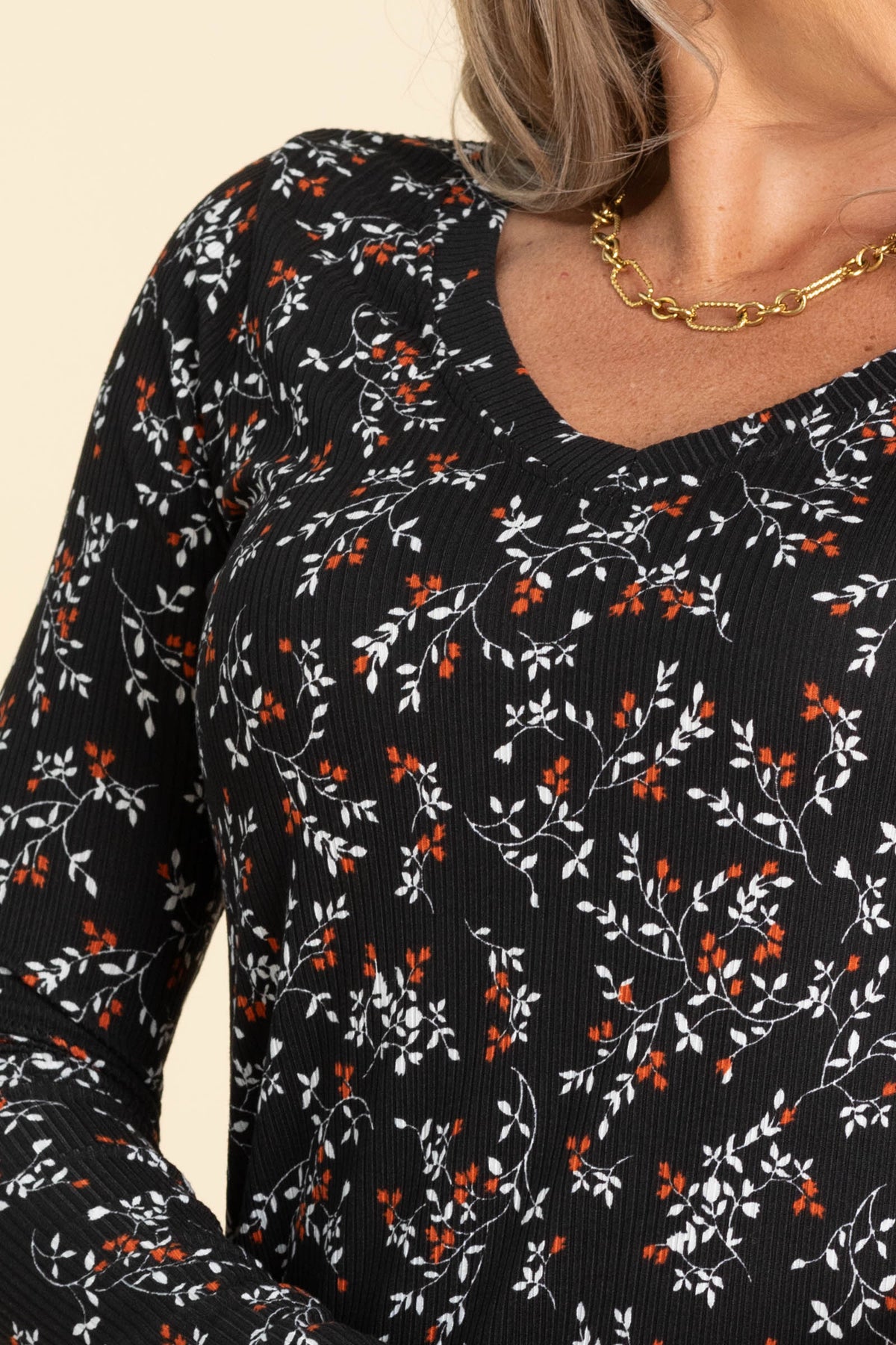 Rib Floral V-Neck Long Sleeve Knit Tops