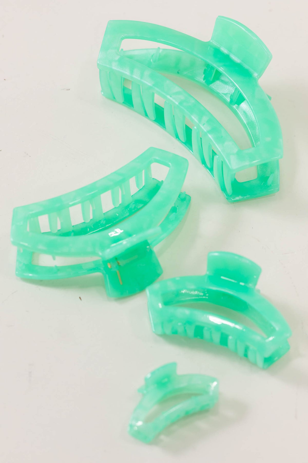 Open Spring Splash Hair Clip