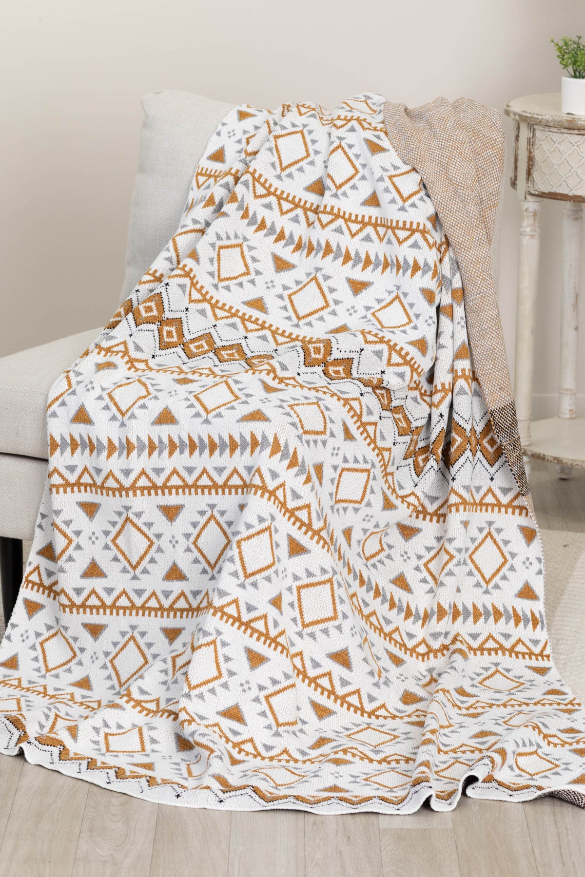 Aztec Print Blanket With Tassel Trim