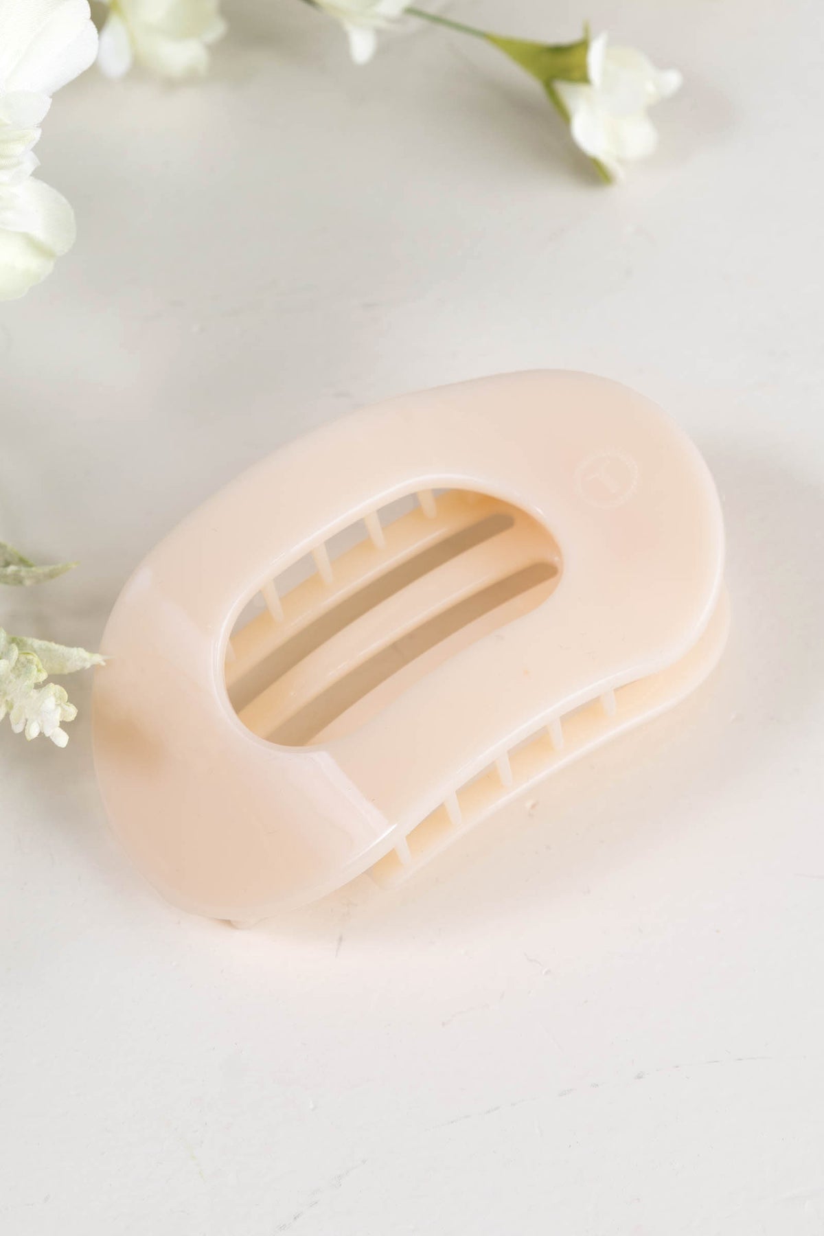 Almond Beige Flat Round Hair Clip