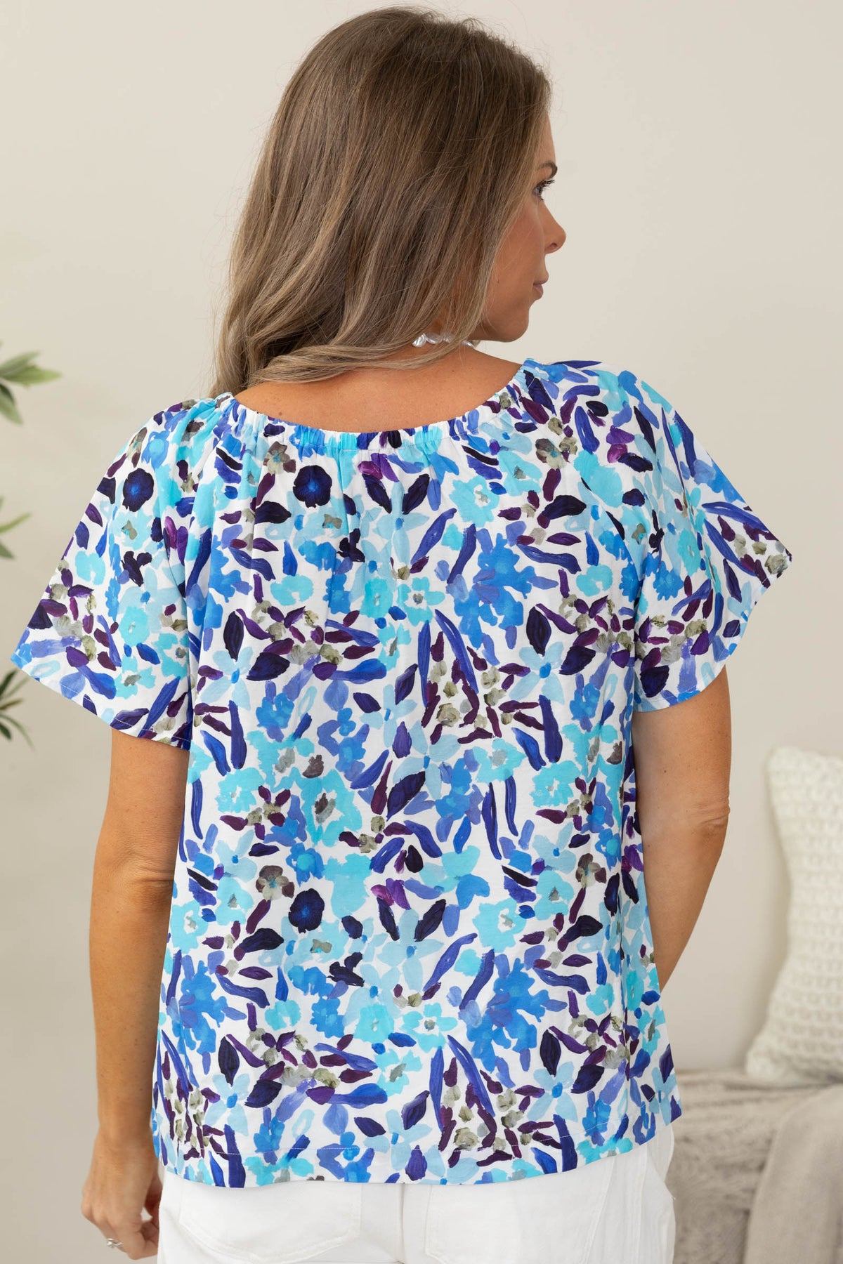 Staccato Floral Elastic Neckline Blouse with Button Detail