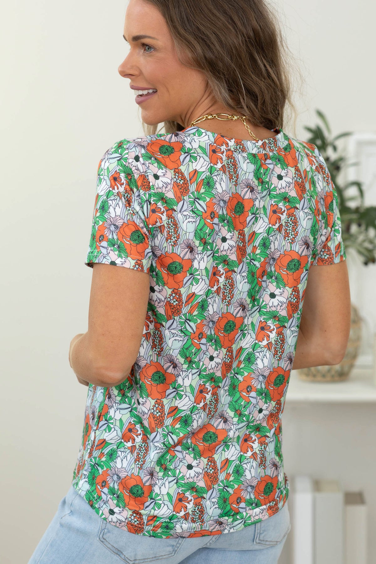 Staccato Basic Short Sleeve Floral Knit Top