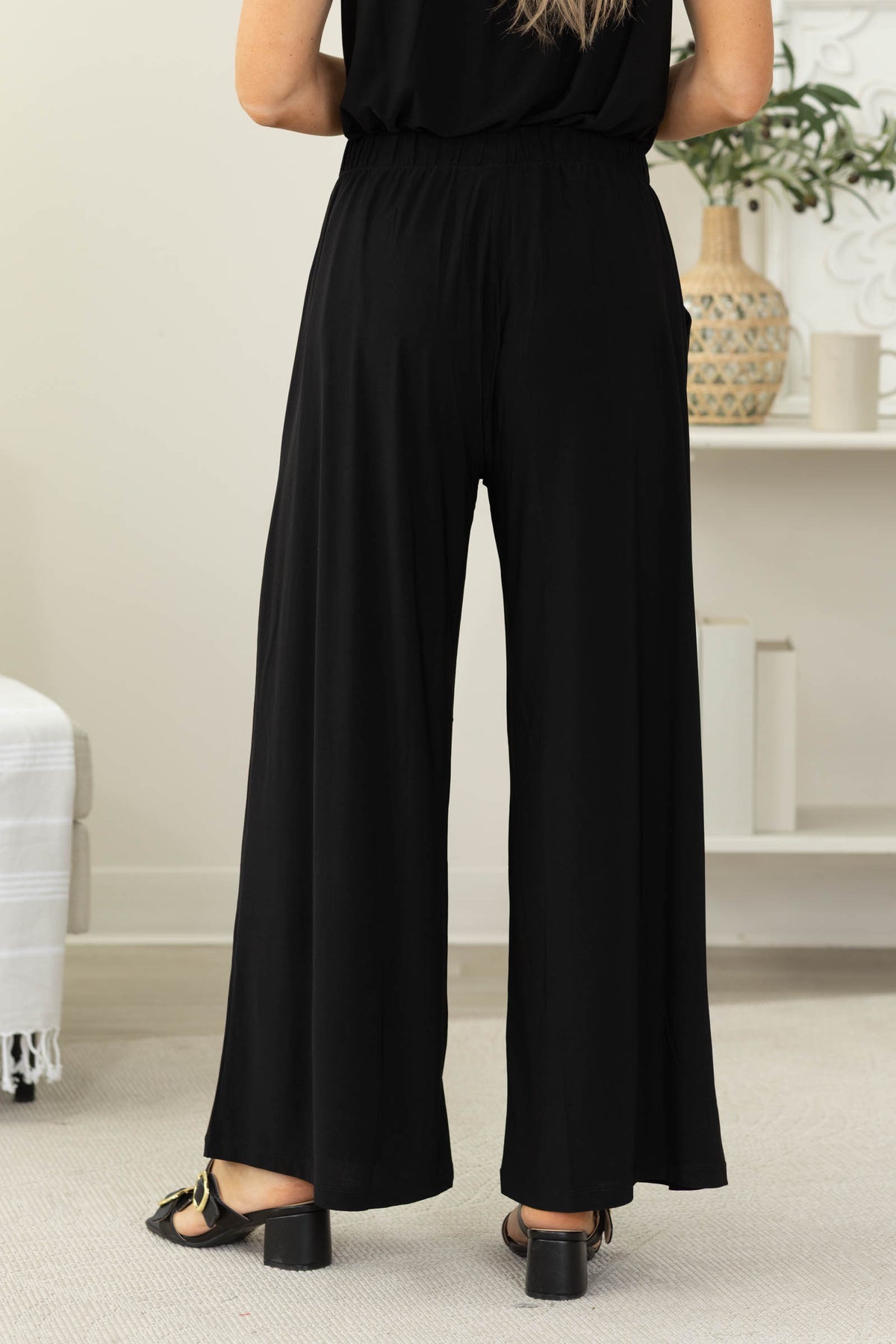 Shoreline 2 Piece Sleeveless Top and Pant Set