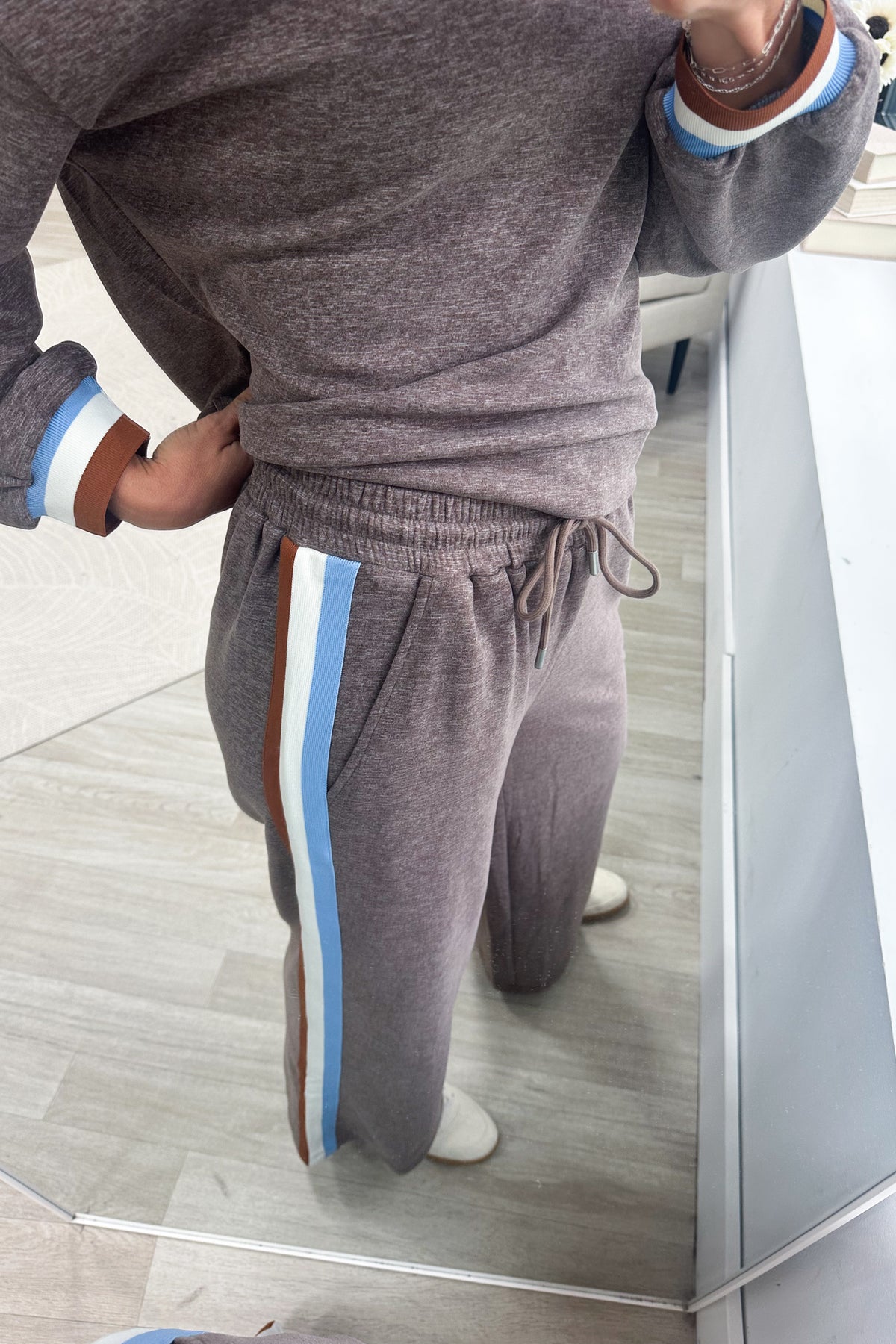 Mocha Contrast Band Sweatpants